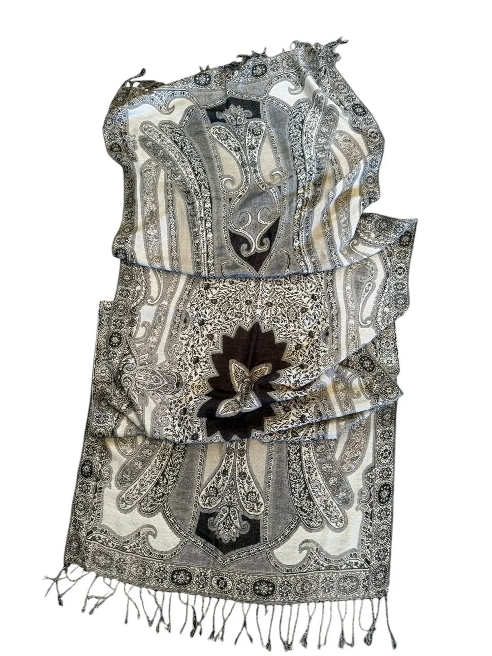 Women’s tassel shawl pashmina wrap scarf in gray & black paisley’s 79.5 x 21.5